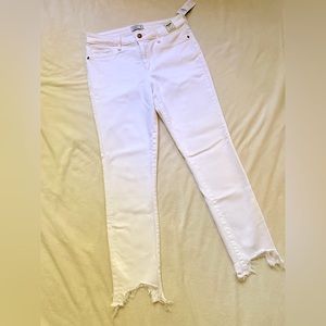 Abercrombie & Fitch White Harper Low Rise Ankle Jeans